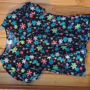 Snowflake Scrub Top
